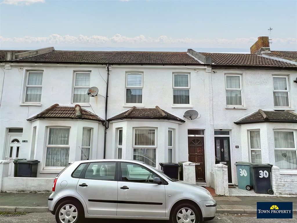 2 bed terraced house for sale in Beltring Road, Eastbourne BN22, £245,000