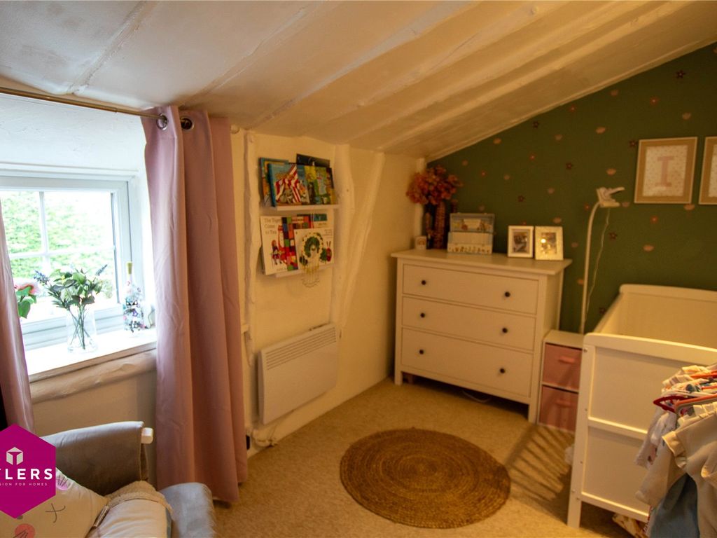 2 bed detached house for sale in Kennett Cottages, Kennett, Newmarket CB8, £225,000