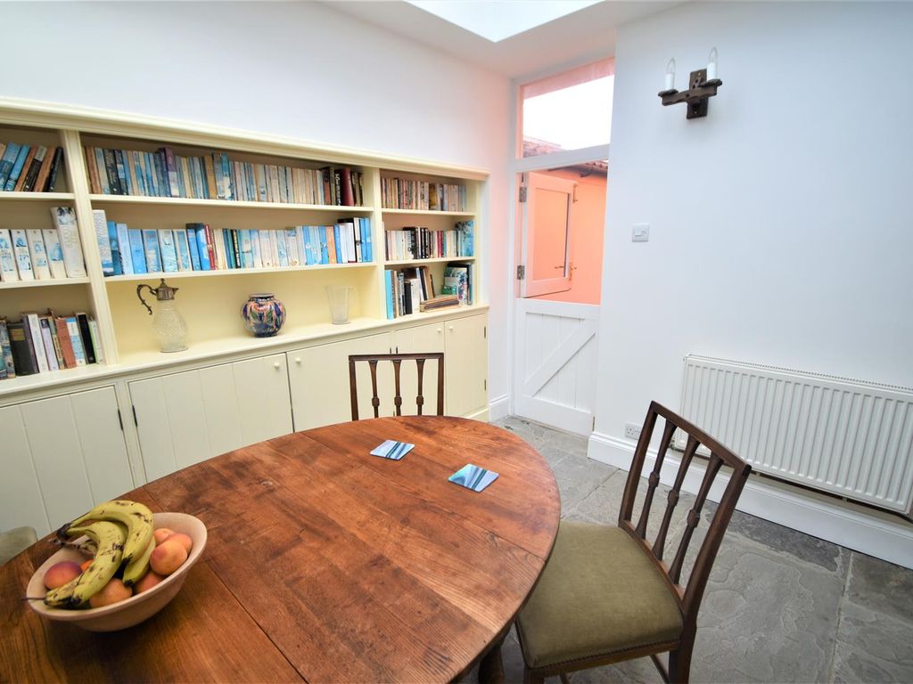 2 bed cottage for sale in New Road, Pill, Bristol BS20, £325,000