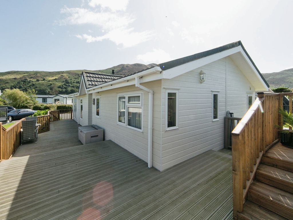 3 bed mobile/park home for sale in Aberconwy Ltd, Conwy LL32, £180,000