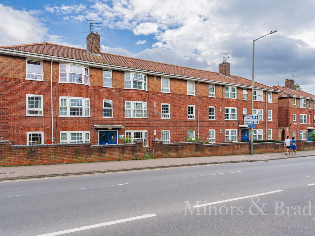 1 bed flat for sale in Charlton Road, Norwich NR3, £110,000