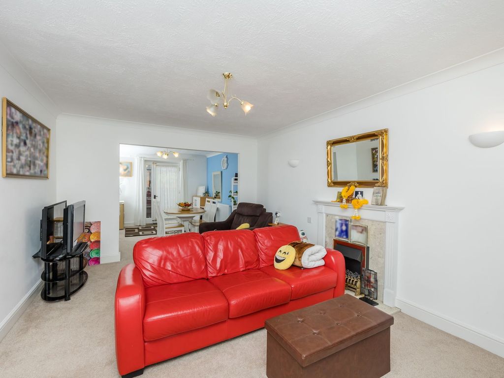 2 bed semi-detached house for sale in Durrington Lane, Worthing BN13, £275,000