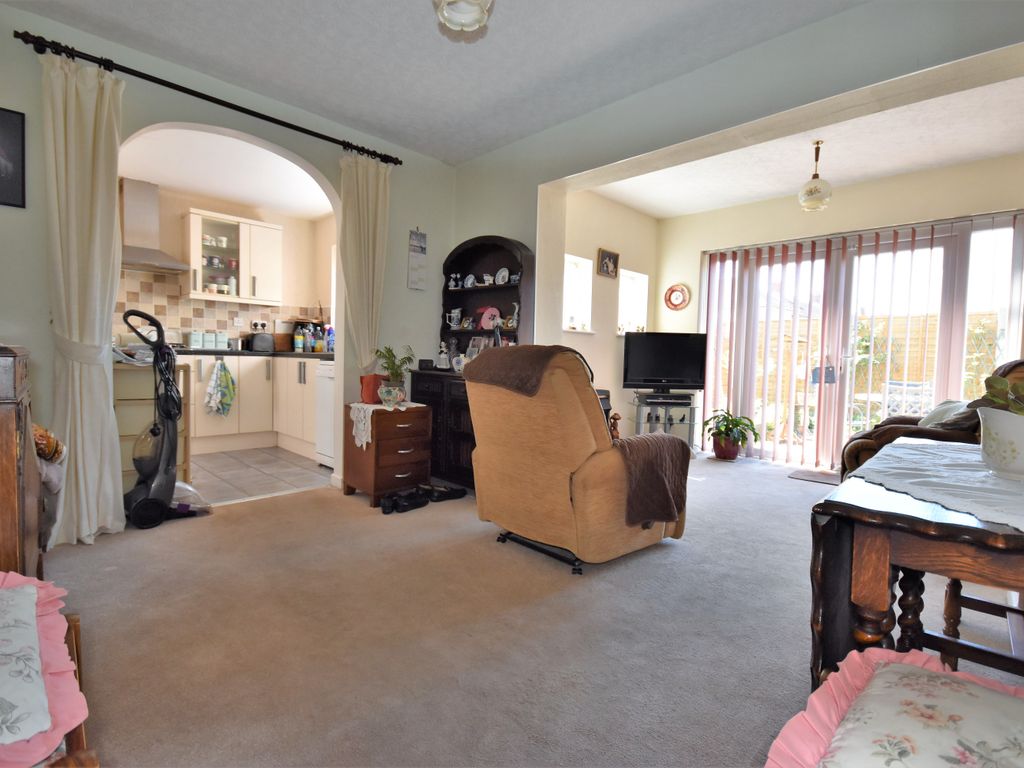 3 bed detached house for sale in Halton Gardens, Blackpool FY4, £170,000