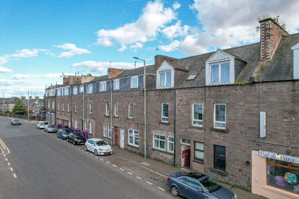 1 bed flat for sale in Montrose Street, Brechin, Angus DD9, £37,000