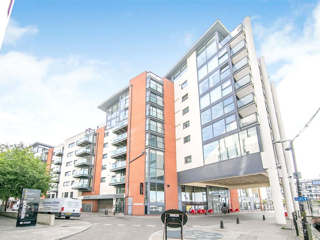 2 bed flat for sale in Coprolite Street, Ipswich, Suffolk IP3, £165,000