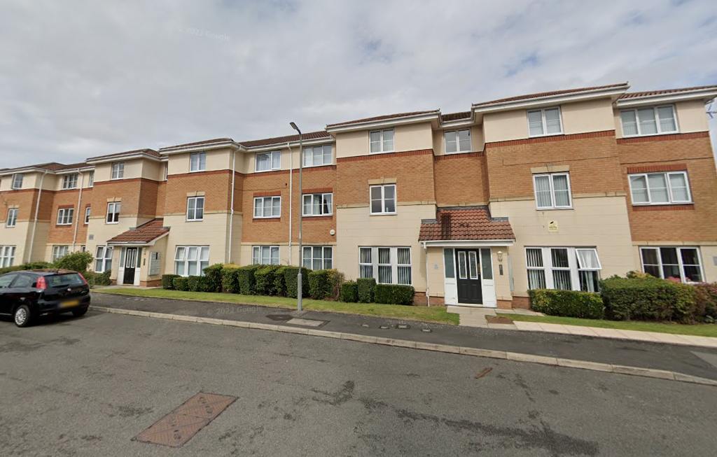 2 bed flat for sale in Harbreck Grove, Liverpool L9, £95,000