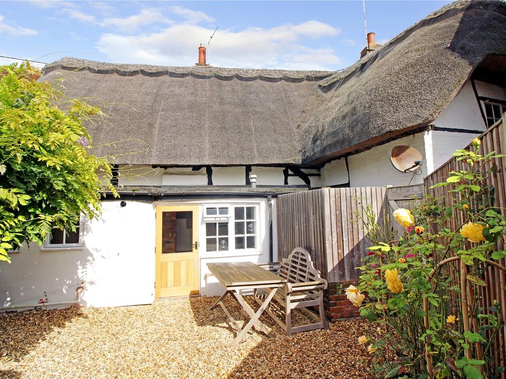 2 bed cottage for sale in Oxford Street, Eddington, Hungerford RG17, £315,000