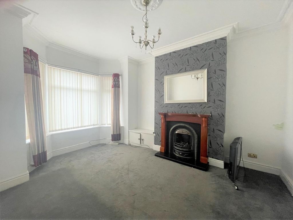 2 bed terraced house for sale in Leigh Road, Leigh WN7, £149,950