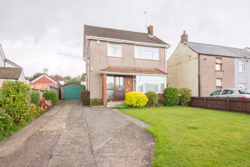 3 bed detached house for sale in Park View, Bassaleg, Newport NP10, £325,000