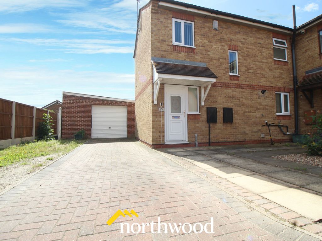 2 bed terraced house for sale in Charles Court, Thorne, Doncaster DN8, £130,000