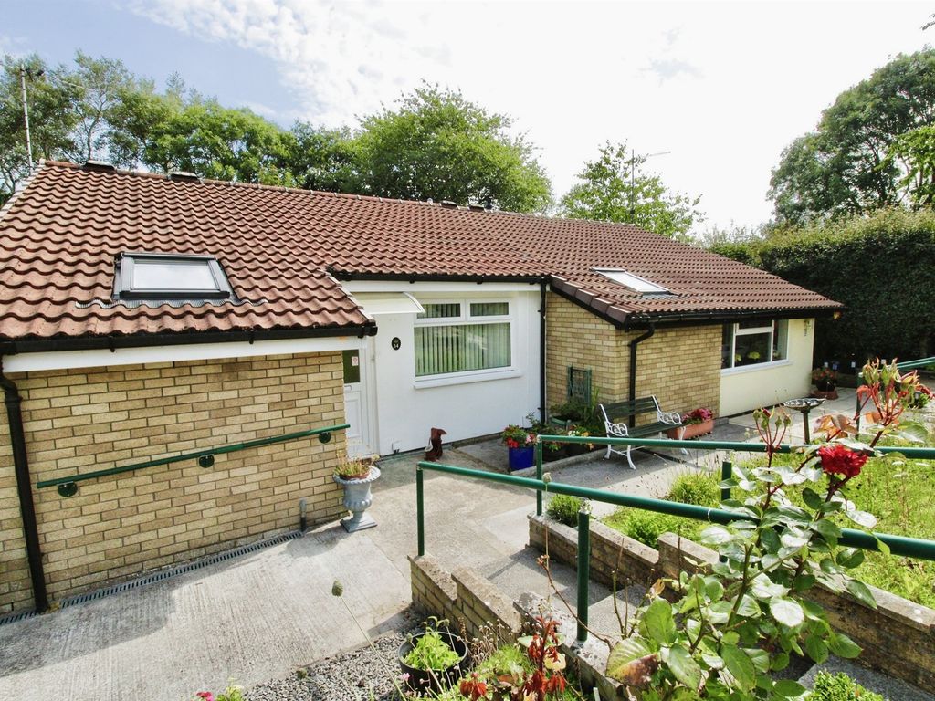 2 bed semi-detached bungalow for sale in Beale Close, Llandaff, Cardiff CF5, £260,000
