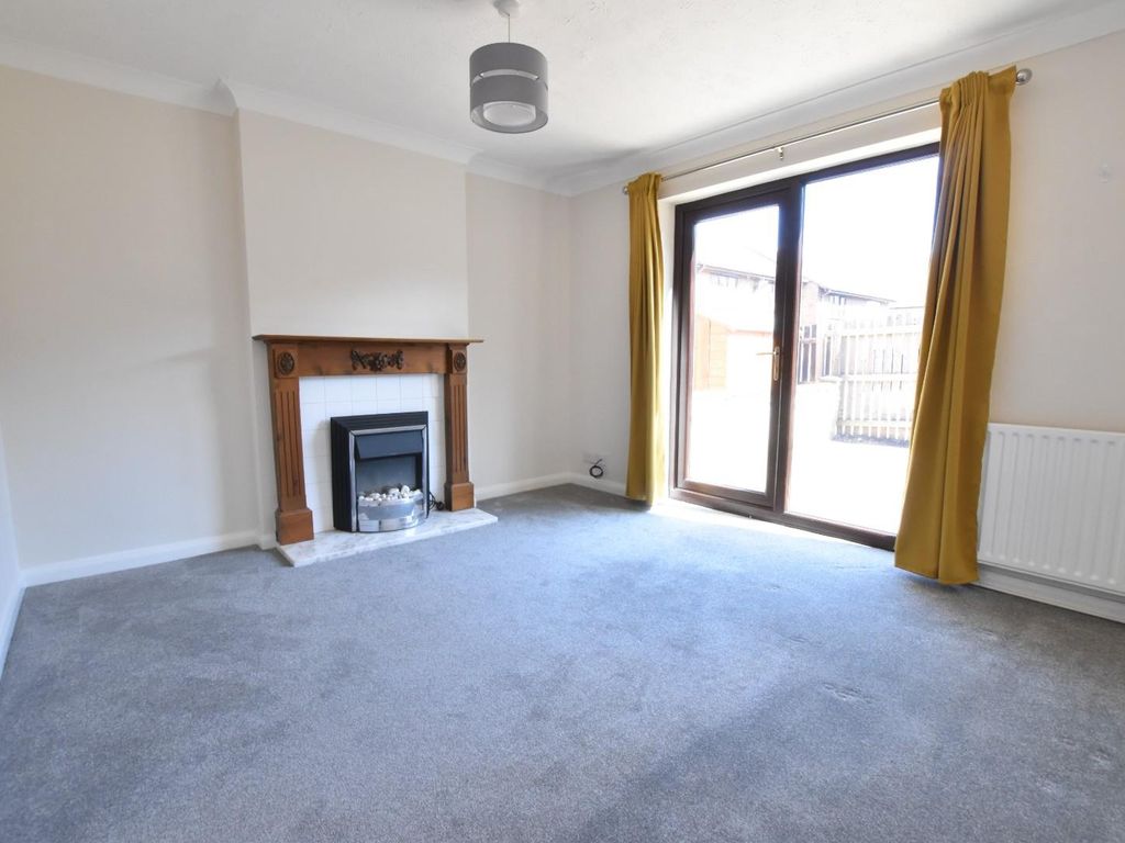 2 bed terraced house for sale in Mackender Court, Scunthorpe DN16, £105,000