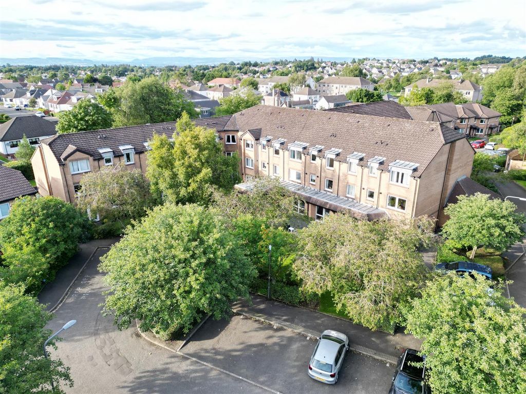 1 bed flat for sale in Homeshaw House, Broomhill Gardens, Newton Mearns, Glasgow G77, £74,995