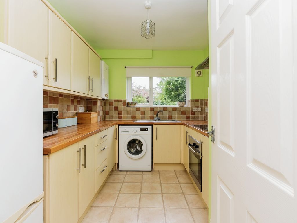 1 bed flat for sale in Hungerford Road, Bristol BS4, £165,000