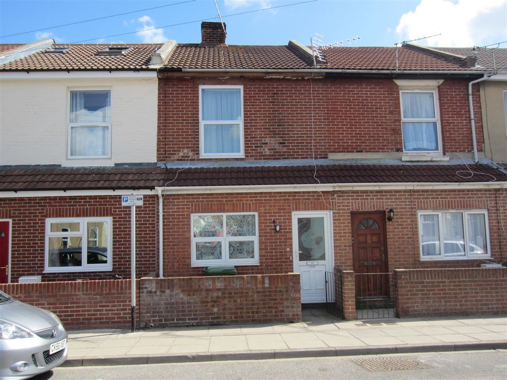 3 bed property for sale in Fawcett Road, Southsea, Hants PO4, £235,000