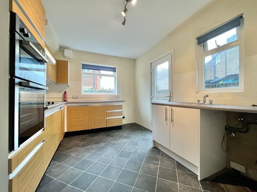 2 bed end terrace house for sale in Havelock Road, Eastbourne BN22, £259,950