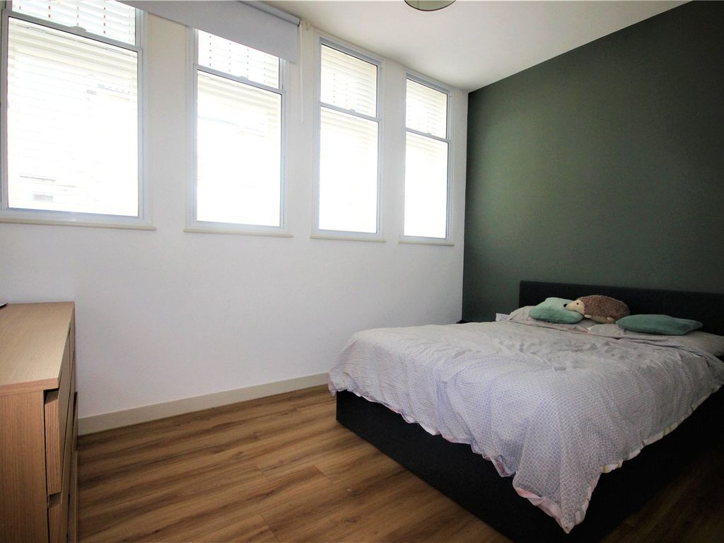 1 bed flat for sale in Braggs Lane, Bristol BS2, £235,000