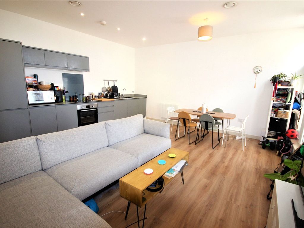 1 bed flat for sale in Braggs Lane, Bristol BS2, £235,000