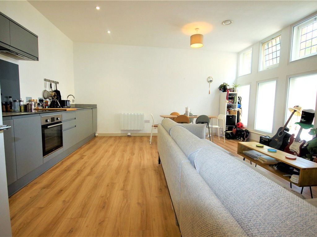 1 bed flat for sale in Braggs Lane, Bristol BS2, £235,000