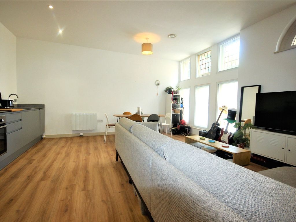 1 bed flat for sale in Braggs Lane, Bristol BS2, £235,000