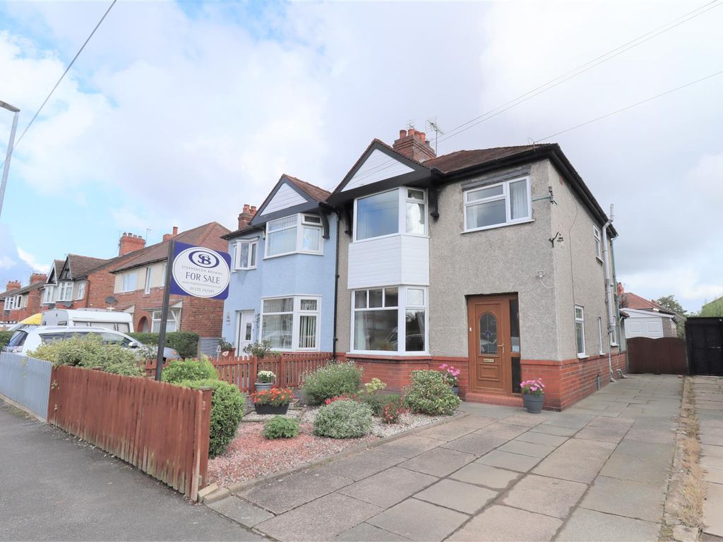 3 bed semi-detached house for sale in Gainsborough Road, Crewe CW2, £220,000