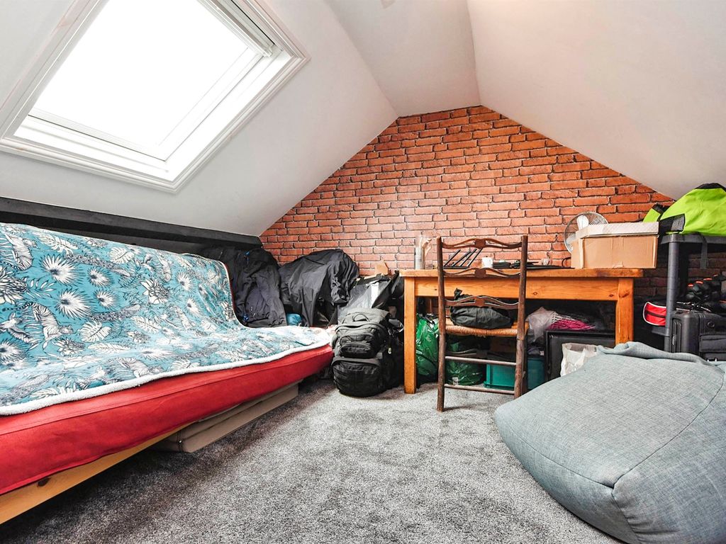 2 bed terraced house for sale in Parsonage Street, Halstead CO9, £250,000