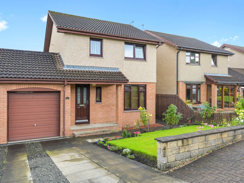 3 bed link-detached house for sale in 9 Kinacres Grove, Bo'ness EH51, £215,000