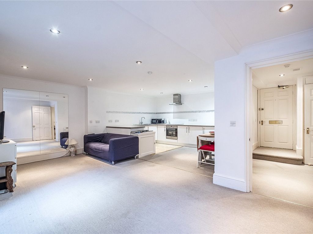 1 bed flat for sale in Hornsey Lane, London N6, £340,000