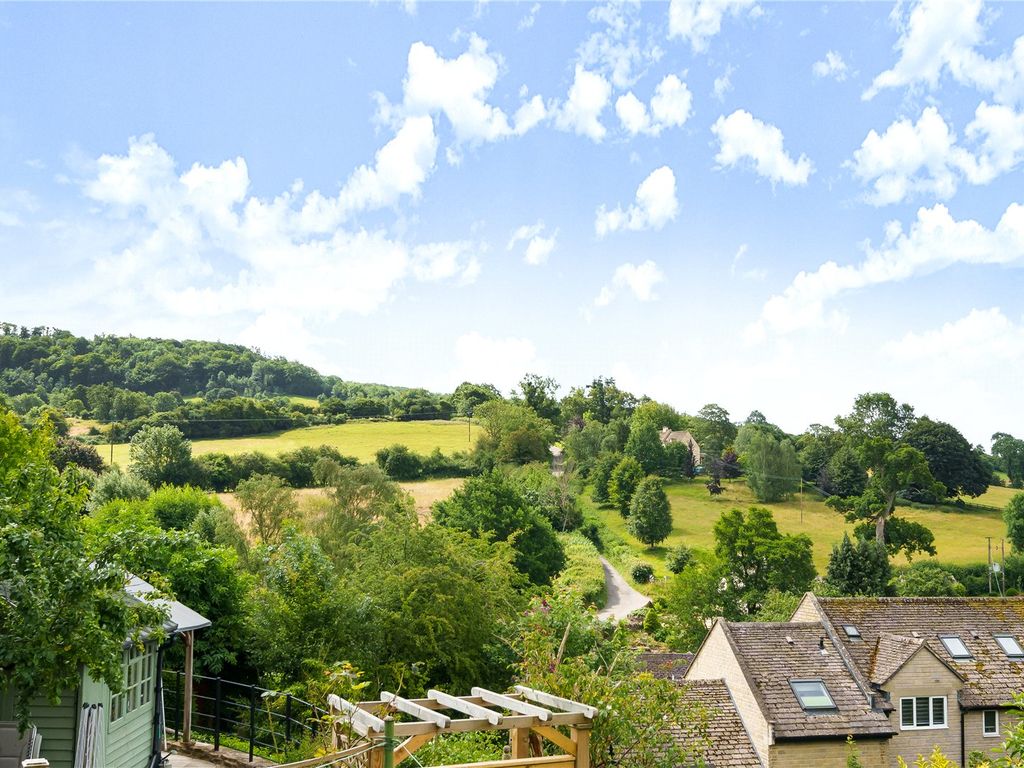 2 bed detached house for sale in Kings Mill Lane, Painswick GL6, £300,000