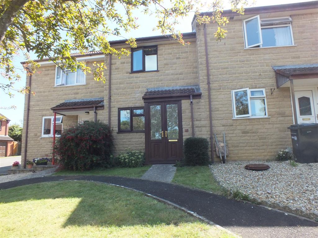 2 bed property for sale in Orchard Rise, Crewkerne TA18, £185,000