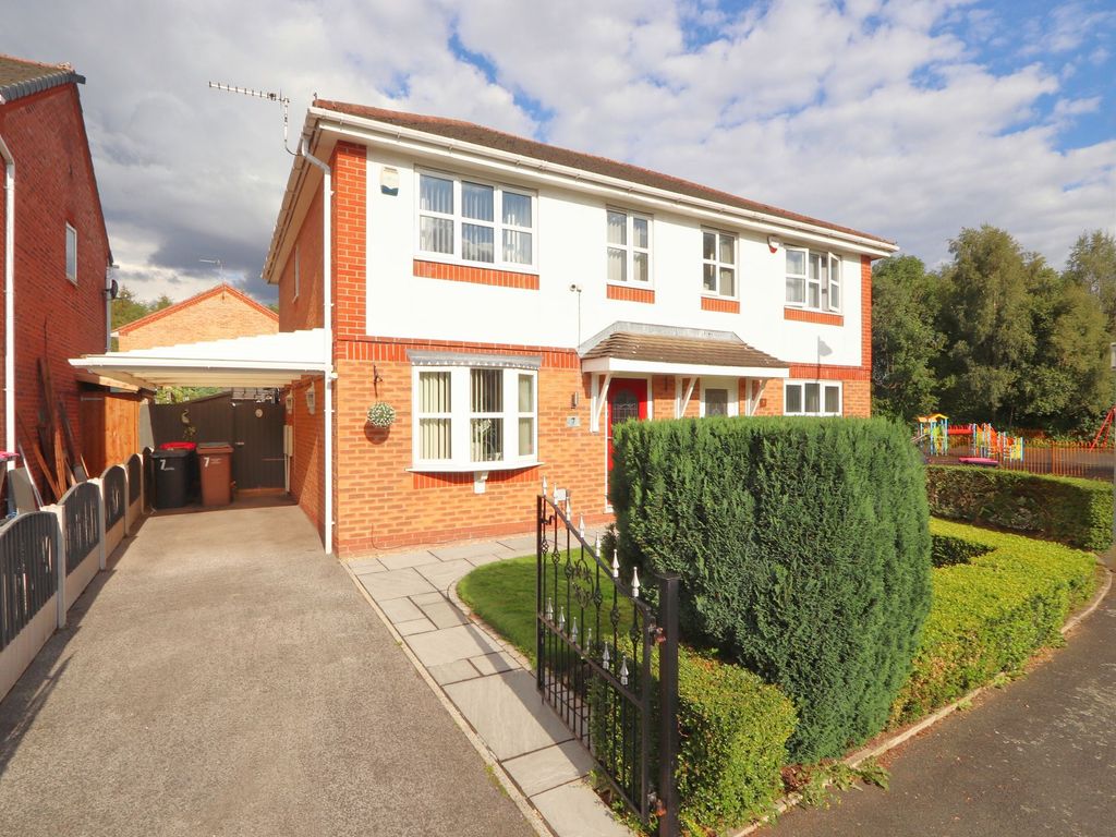 3 bed semi-detached house for sale in Patting Close, Irlam M44, £259,995