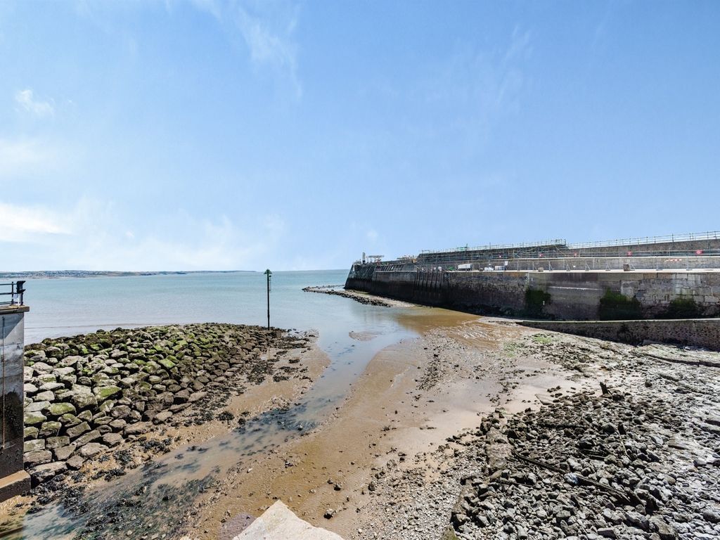 1 bed flat for sale in The Harbour, Porthcawl CF36, £235,000
