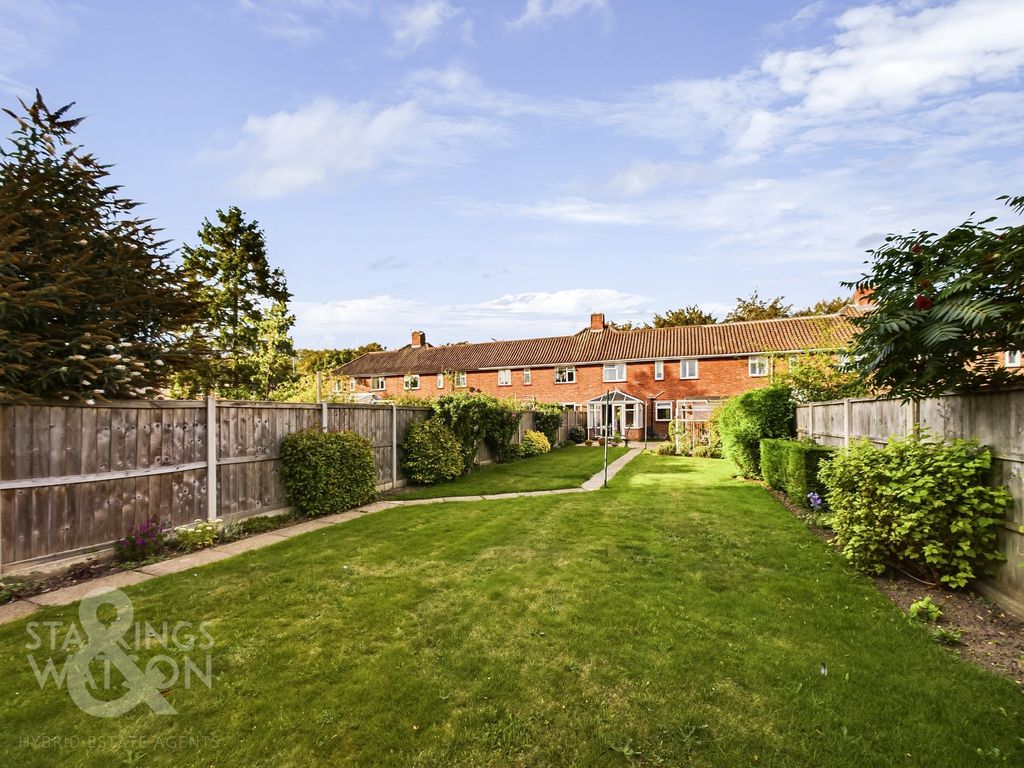 3 bed terraced house for sale in Lakenham Road, Norwich NR4, £230,000