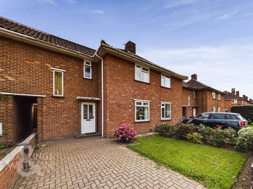 3 bed terraced house for sale in Lakenham Road, Norwich NR4, £230,000