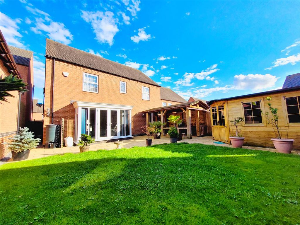 4 bed detached house for sale in Plymouth Walk, Church Gresley, Swadlincote DE11, £310,000