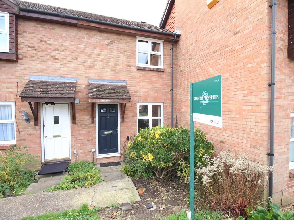 2 bed terraced house for sale in Sanderling Close, Letchworth Garden City SG6, £260,000