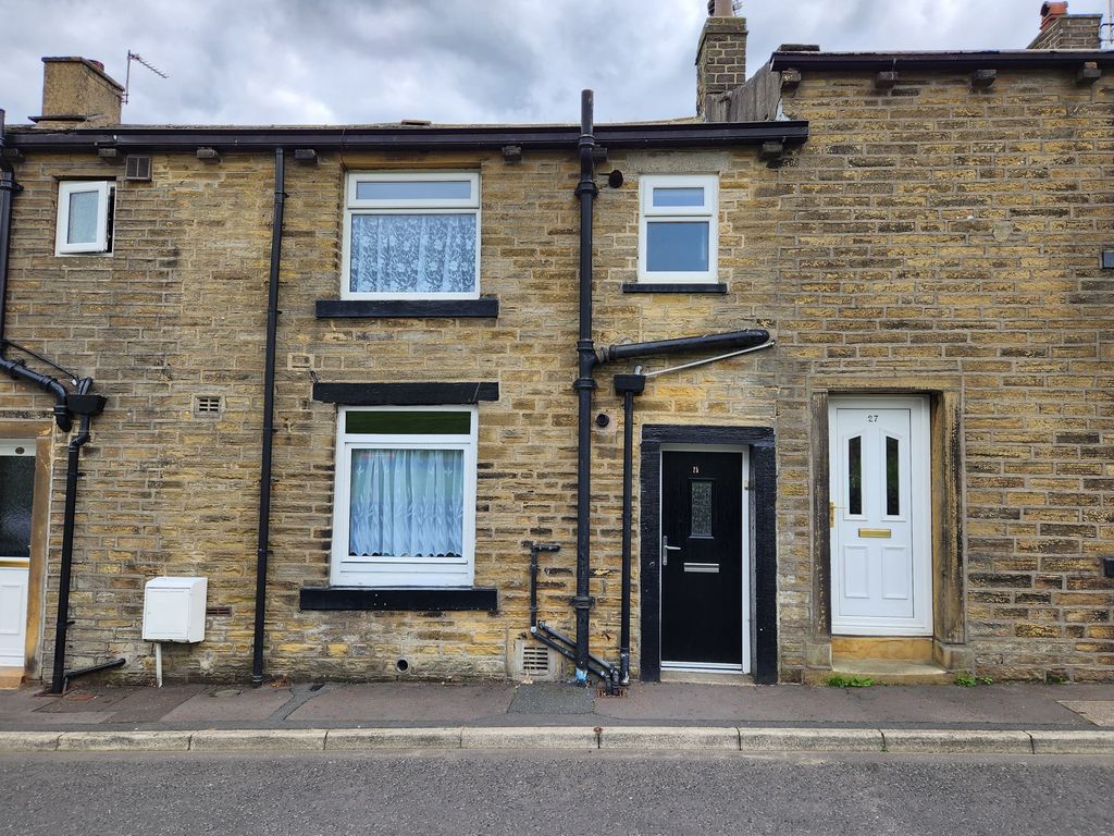 3 bed cottage for sale in Clough Lane, Halifax HX2, £120,000