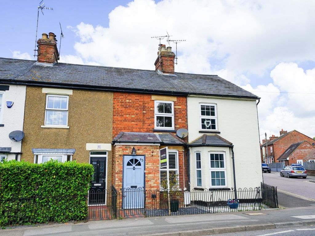 2 bed terraced house for sale in Leighton Road, Wing, Leighton Buzzard LU7, £325,000