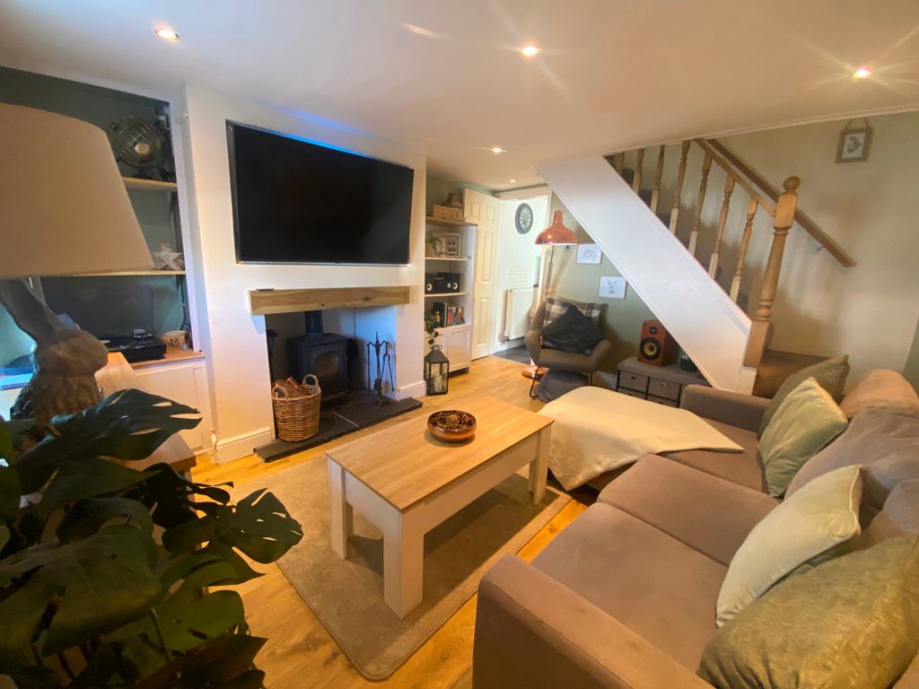 2 bed cottage for sale in Betchton Road, Malkins Bank, Sandbach CW11, £180,000