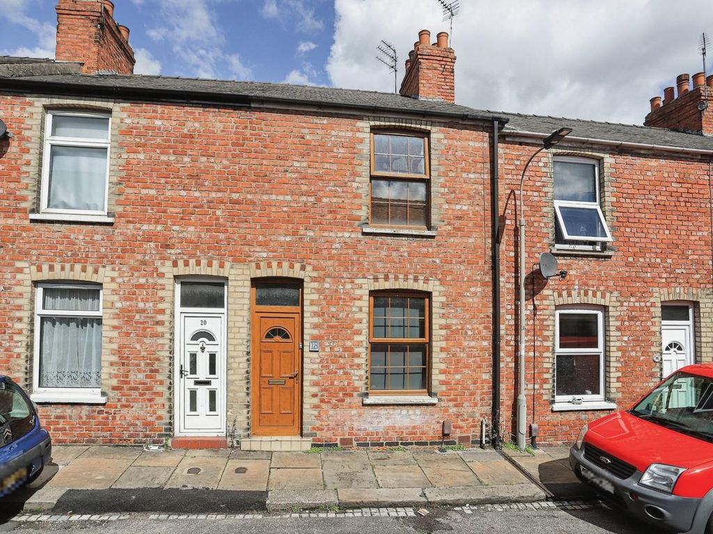 2 bed terraced house for sale in Sutherland Street, York YO23, £230,000