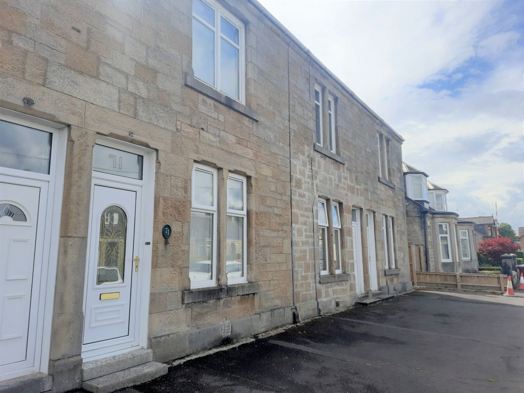 1 bed flat for sale in Victoria Street, Larkhall ML9, £68,000