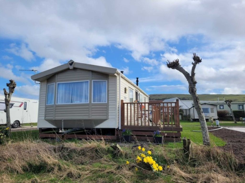 2 bed mobile/park home for sale in Dunure, Ayr KA7, £16,950