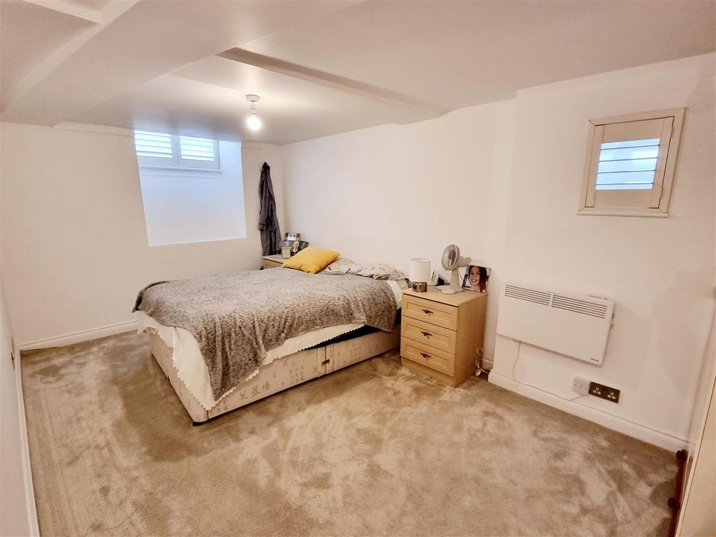 2 bed maisonette for sale in Church Stile, Launceston PL15, £119,950