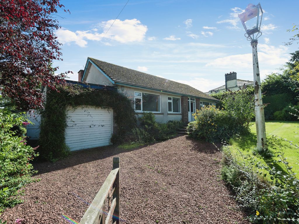 3 bed detached bungalow for sale in High Hesket, Carlisle CA4, £318,000
