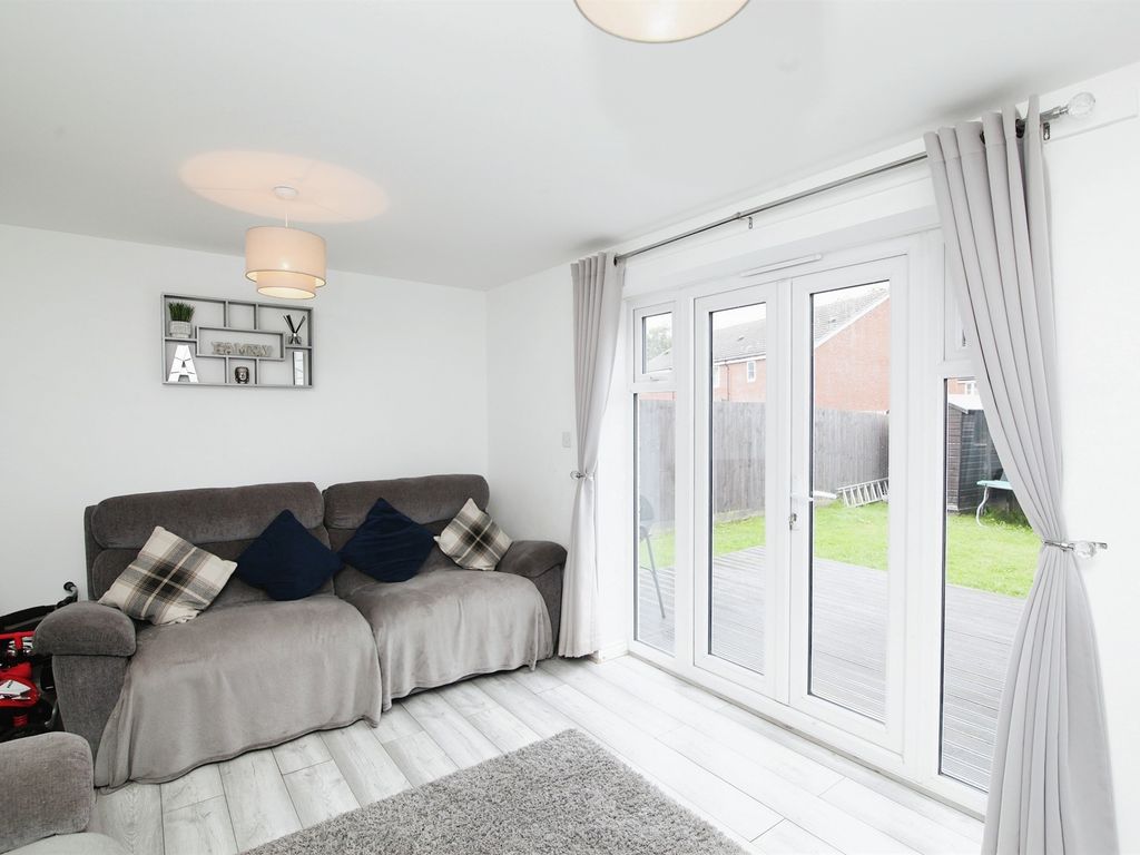 3 bed detached house for sale in Caerphilly CF83, £275,000