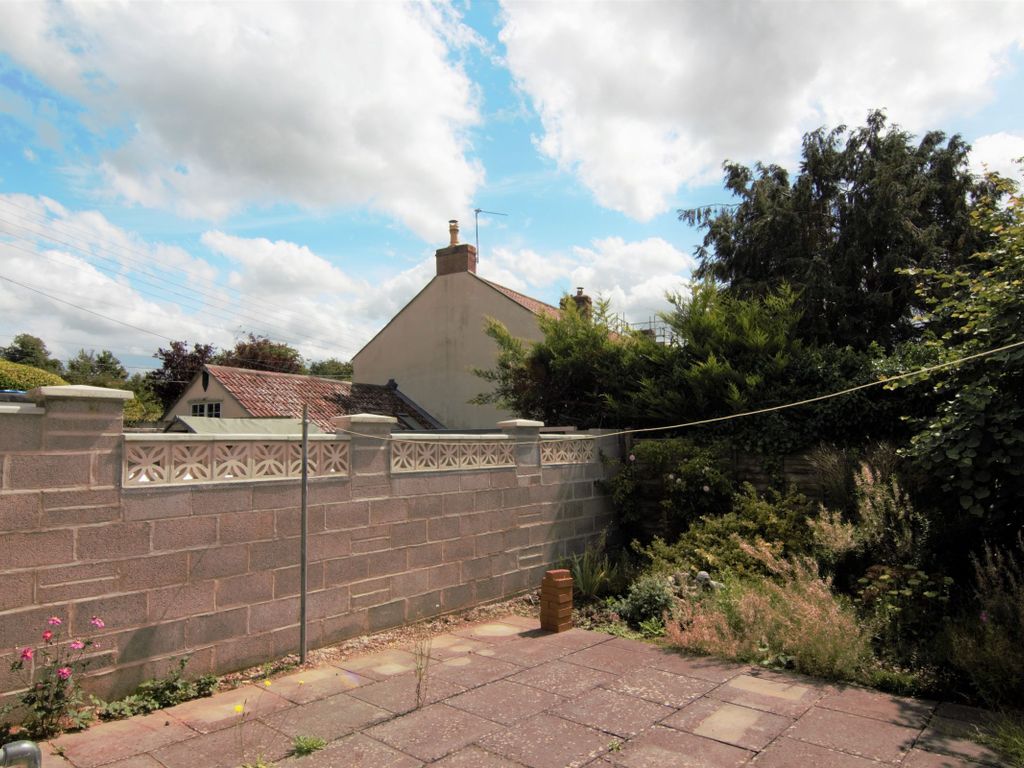 2 bed bungalow for sale in Lower Batch, Chew Magna, Bristol BS40, £335,000