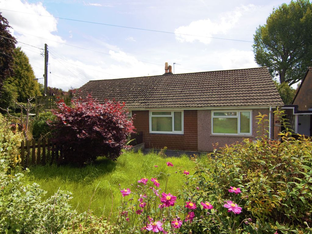 2 bed bungalow for sale in Lower Batch, Chew Magna, Bristol BS40, £335,000