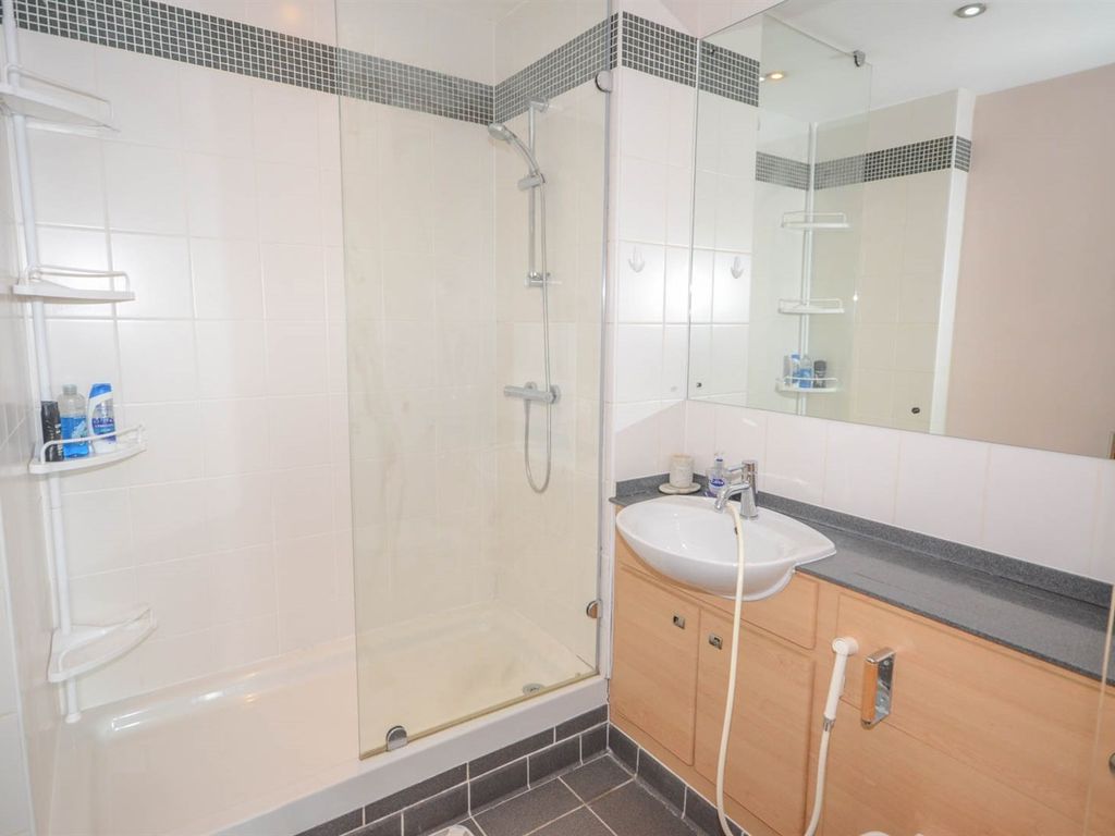 2 bed flat for sale in Pilgrim Street, Newcastle Upon Tyne NE1, £114,000