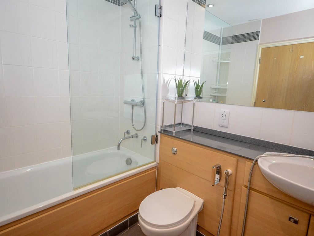 2 bed flat for sale in Pilgrim Street, Newcastle Upon Tyne NE1, £114,000