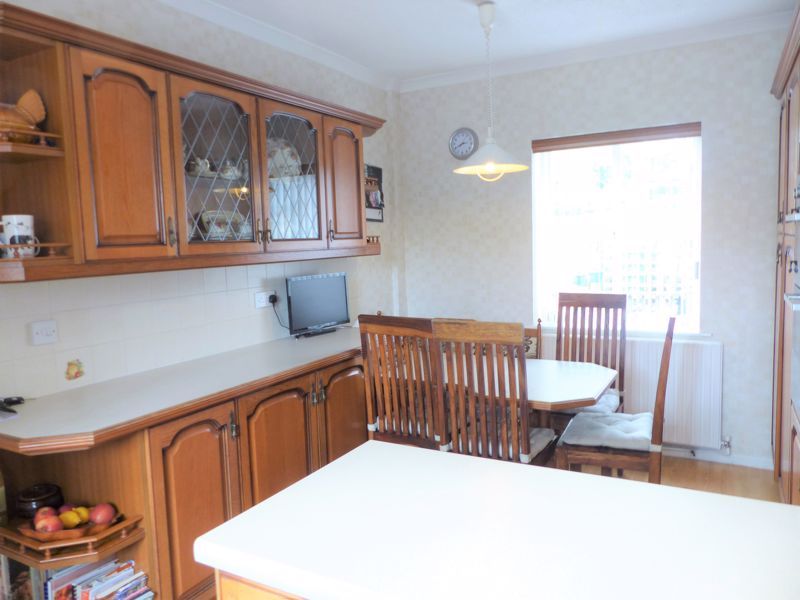 3 bed detached house for sale in Little Hardwick Road, Aldridge, Walsall WS9, £301,500